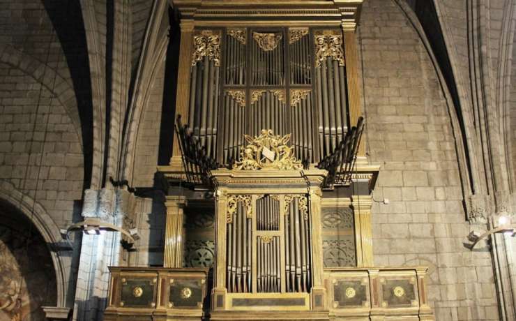 Un orgue monumental
